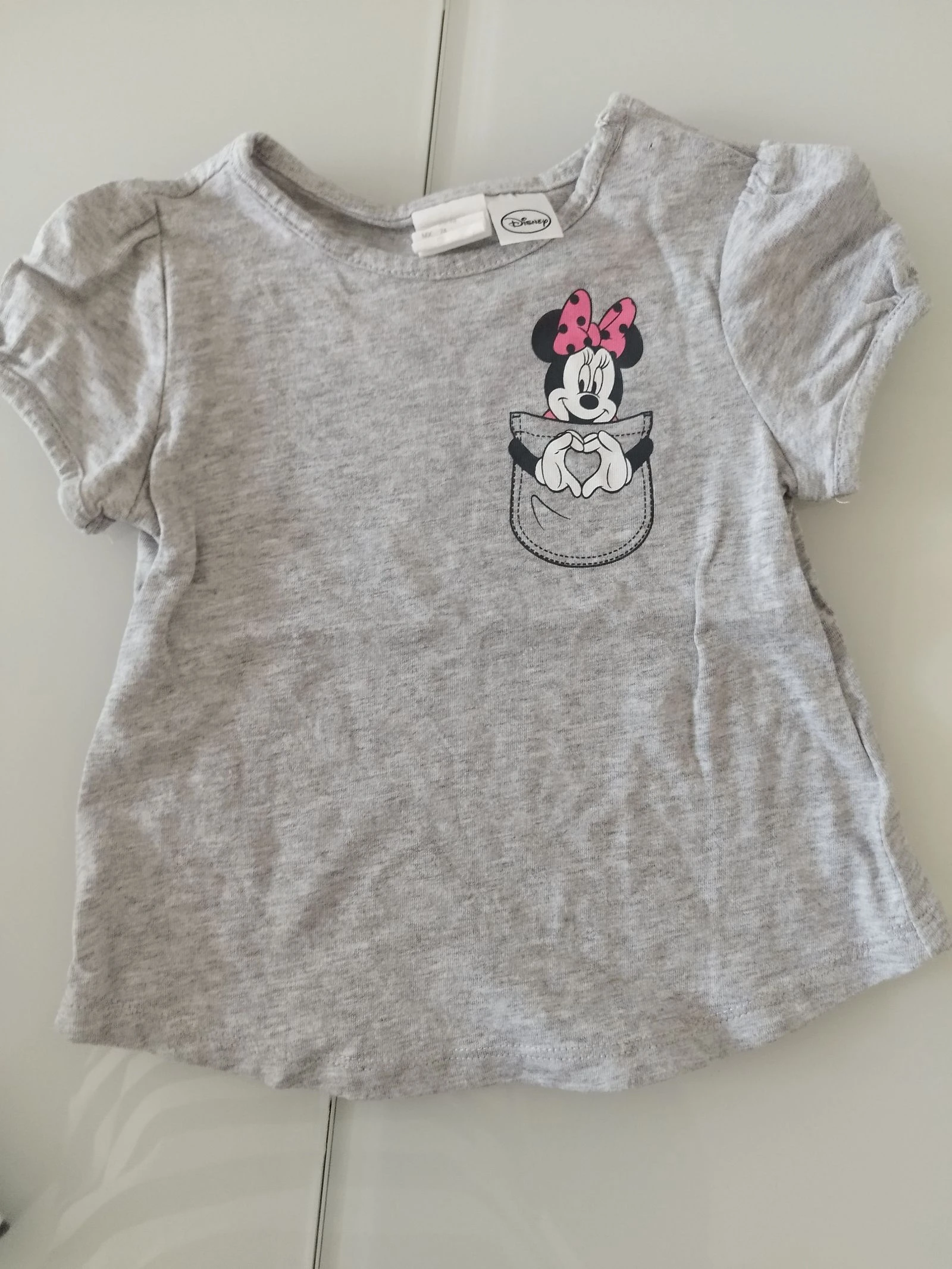 Pak van 2 Minnie Mouse T-shirts 6-9 maanden – photo 5